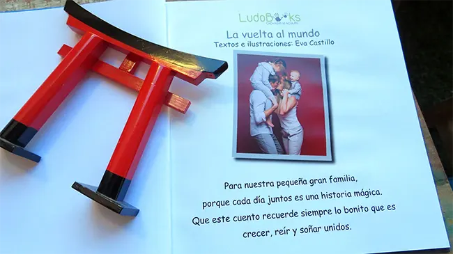 Dedicatoria y foto personalizada en libro para mamá